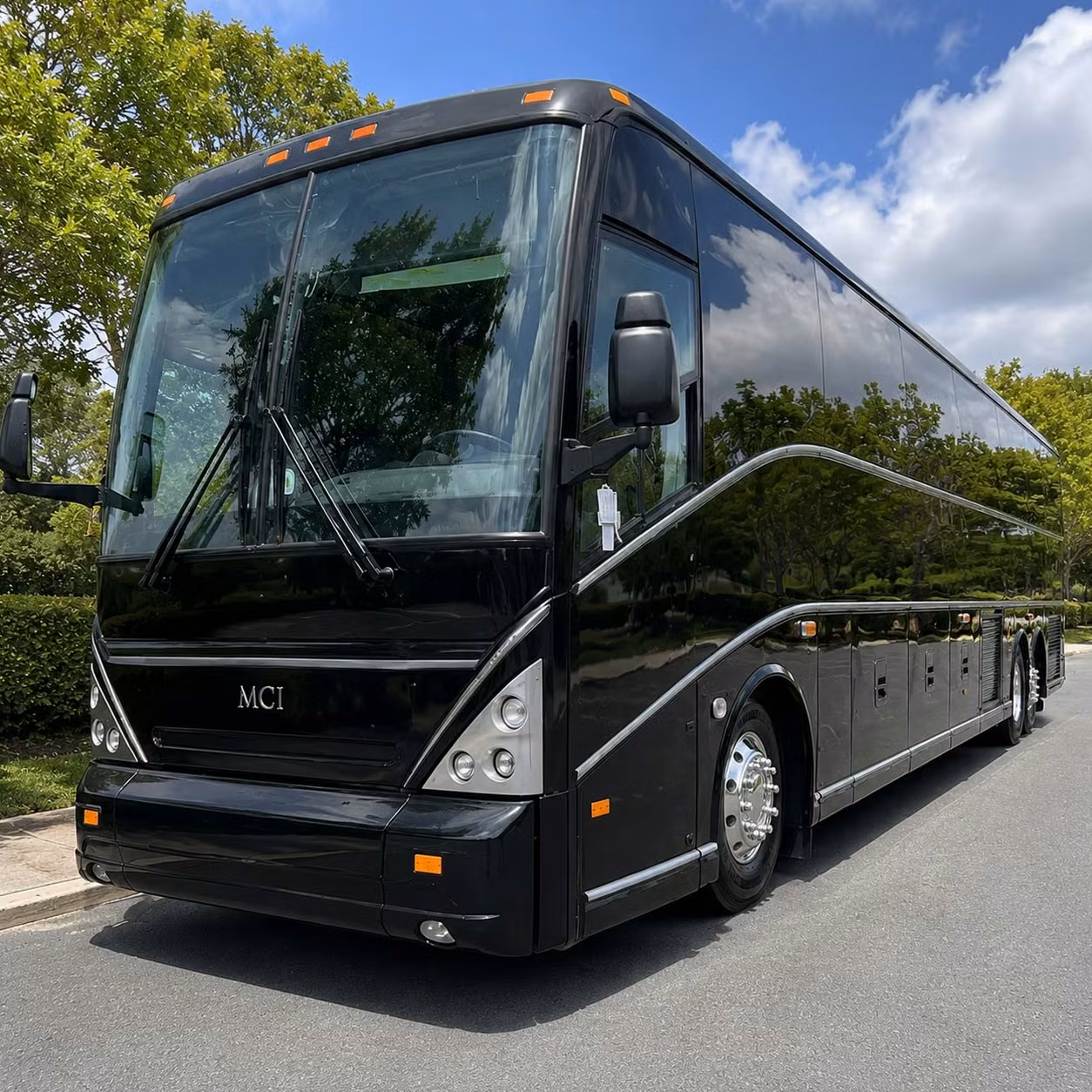 charter buses for conventions and conferences in glendale