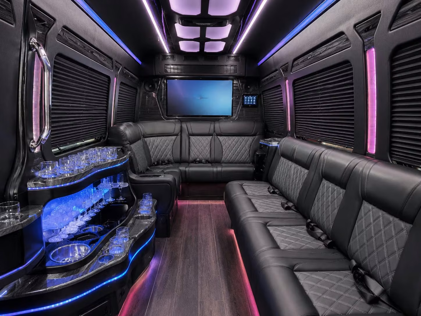 collegiate and high school sports group transportation in glendale