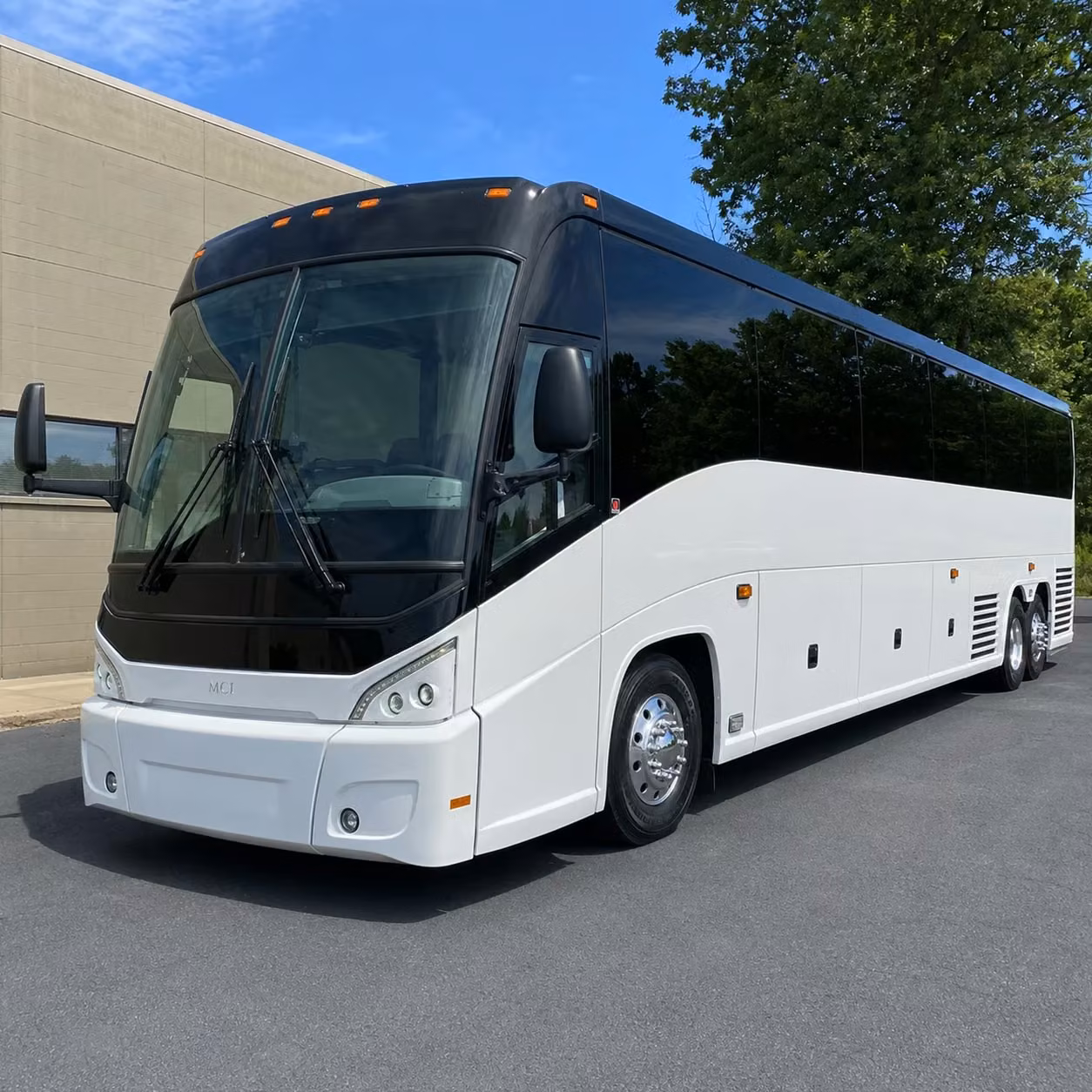 let busrentalglendaleaz com handle the long distance logistics while you focus on the trip